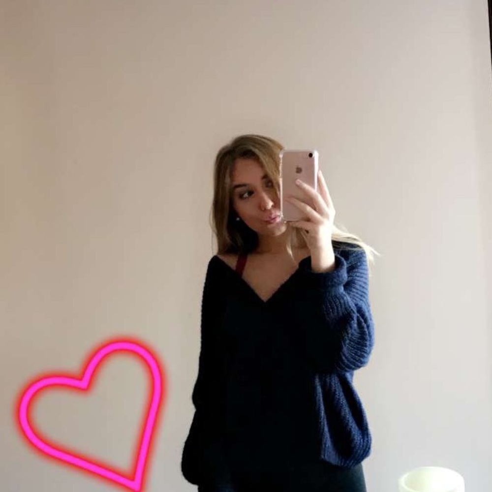 Meet your Posher, Maddy